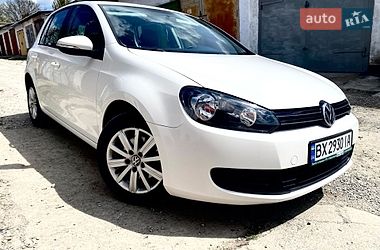 Хетчбек Volkswagen Golf 2010 в Кам'янець-Подільському