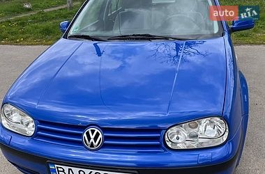 Хэтчбек Volkswagen Golf 2000 в Новоархангельске