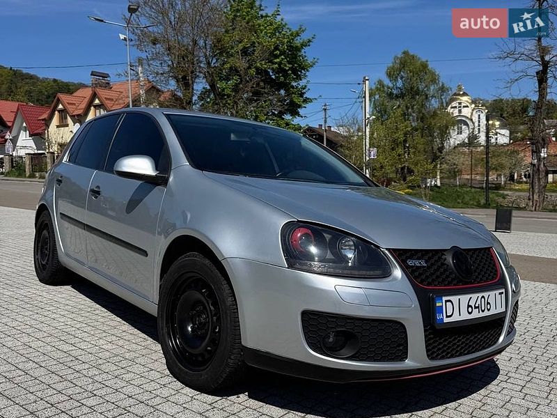 Volkswagen Golf 2004