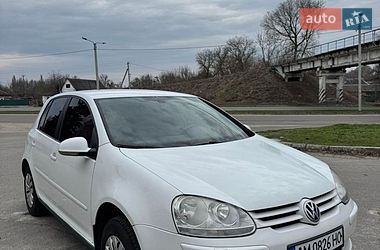 Хетчбек Volkswagen Golf 2008 в Лубнах