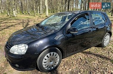 Хетчбек Volkswagen Golf 2007 в Луцьку