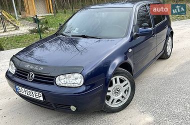 Хетчбек Volkswagen Golf 1999 в Монастириській