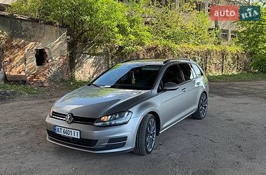 Універсал Volkswagen Golf 2014 в Мукачевому