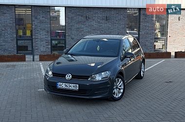 Хетчбек Volkswagen Golf 2017 в Луцьку