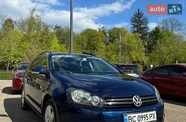 Універсал Volkswagen Golf 2010 в Львові