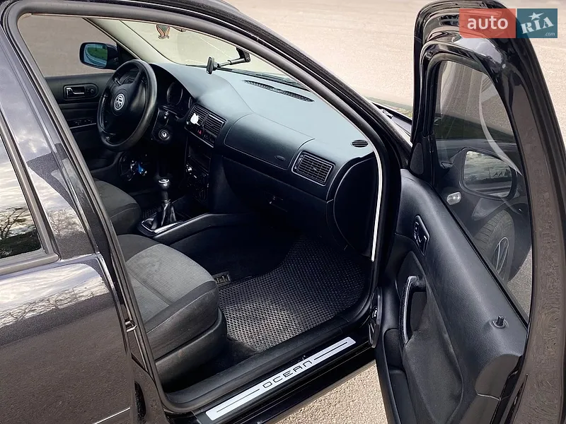 Volkswagen Golf 2003 VIN WVWZZZ1JZ4D075098 фото оголошення 13 з 54