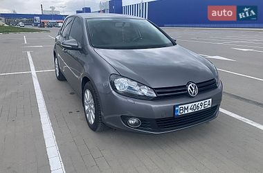 Хэтчбек Volkswagen Golf 2009 в Сумах