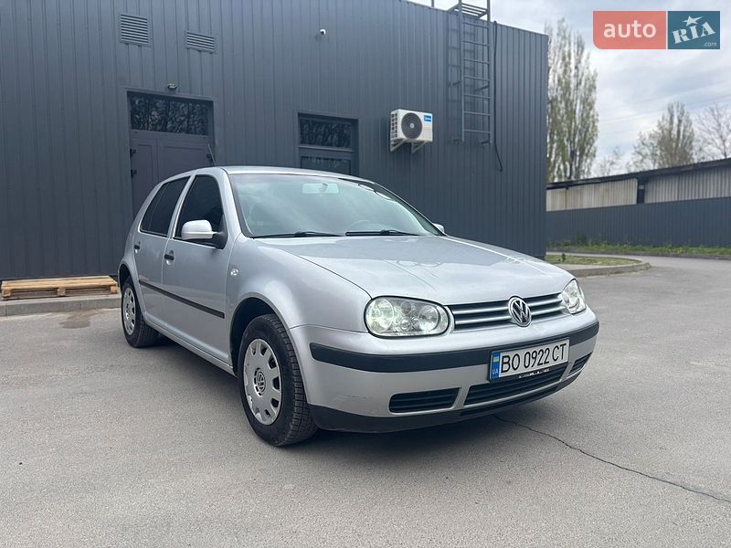 Volkswagen Golf 2001