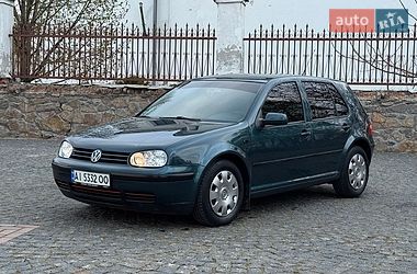 Хэтчбек Volkswagen Golf 2001 в Белой Церкви