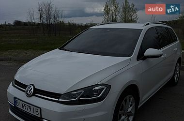 Универсал Volkswagen Golf 2019 в Полтаве