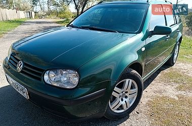 Универсал Volkswagen Golf 2003 в Кагарлыке
