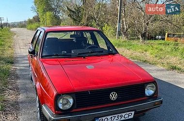 Хэтчбек Volkswagen Golf 1985 в Кадубовцах