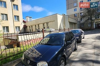 Хэтчбек Volkswagen Golf 1999 в Львове