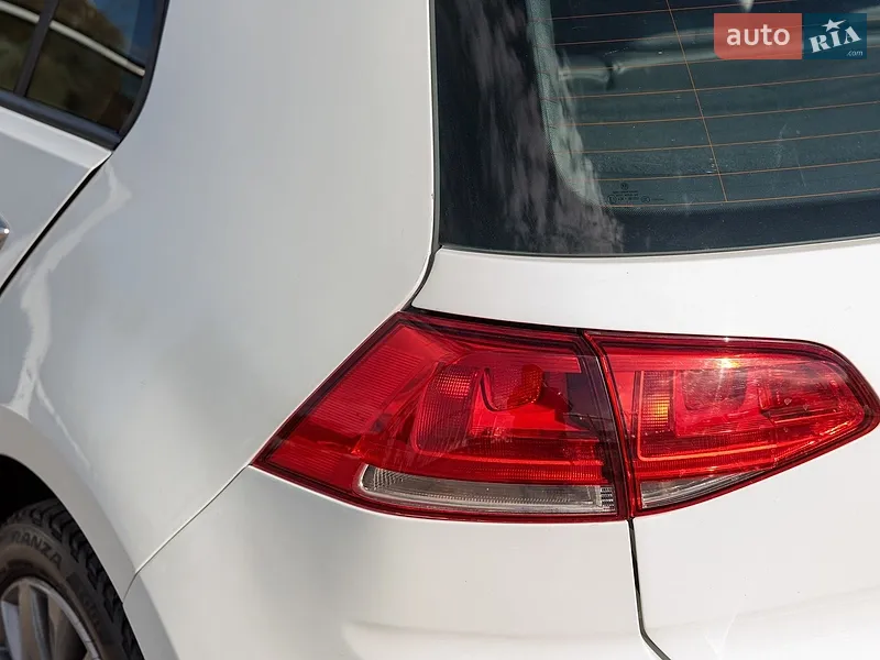Volkswagen Golf 2013 VIN WVWZZZAUZEW108601 фото оголошення 12 з 85