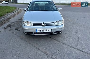 Хэтчбек Volkswagen Golf 2000 в Виннице