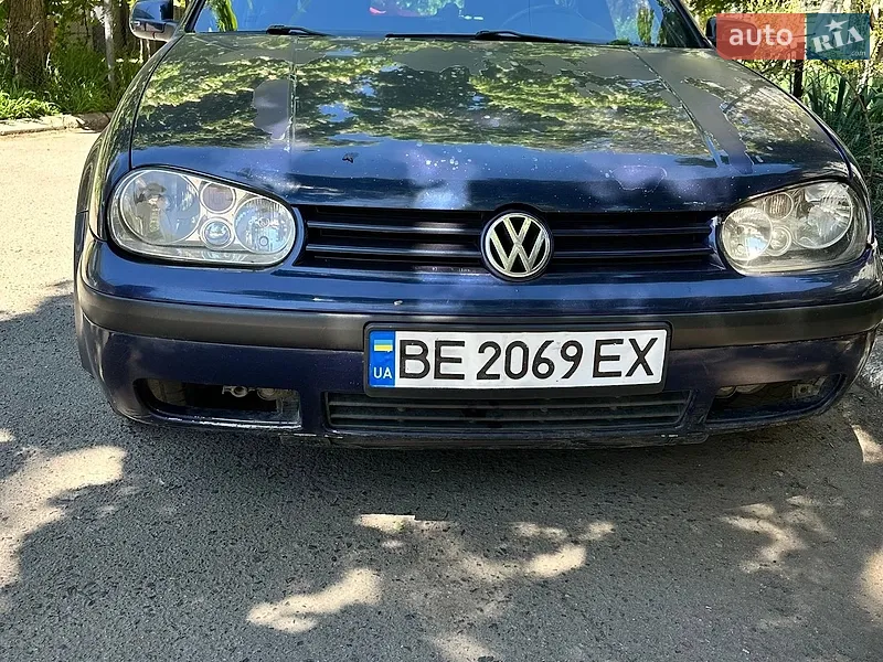 Volkswagen Golf