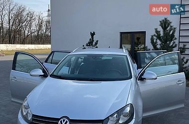 Универсал Volkswagen Golf 2011 в Луцке