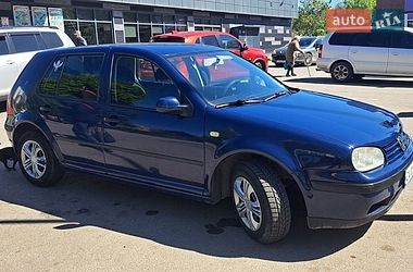 Хэтчбек Volkswagen Golf 1999 в Александрие