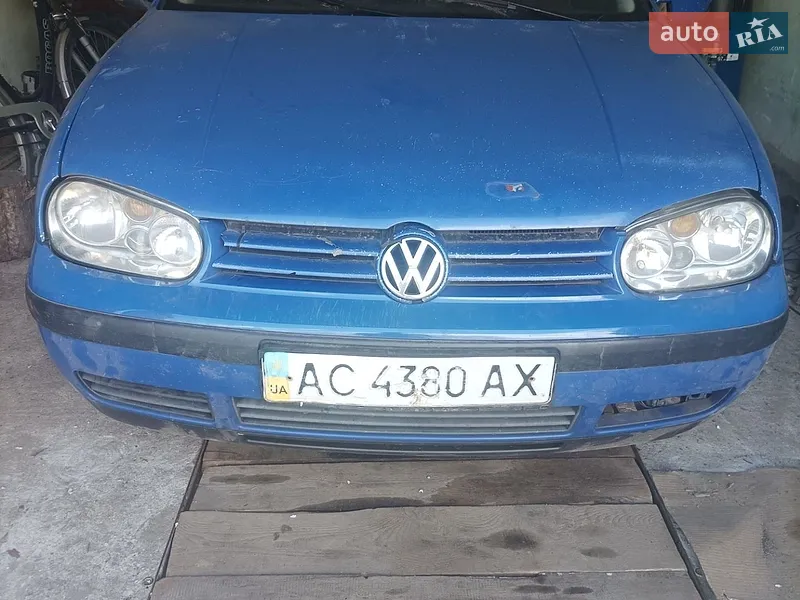 Volkswagen Golf 2002