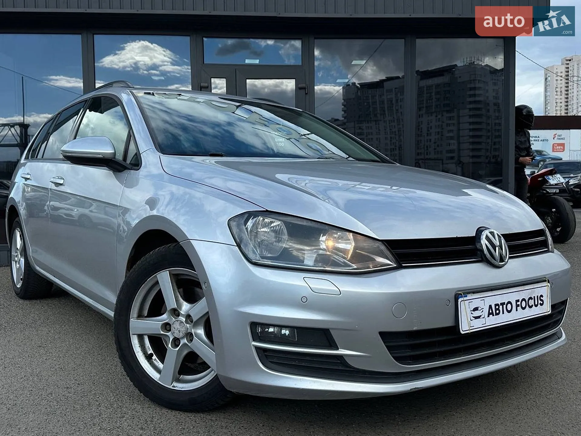 Volkswagen Golf 2013 VIN WVWZZZAUZEP548782 фото оголошення 5 з 33