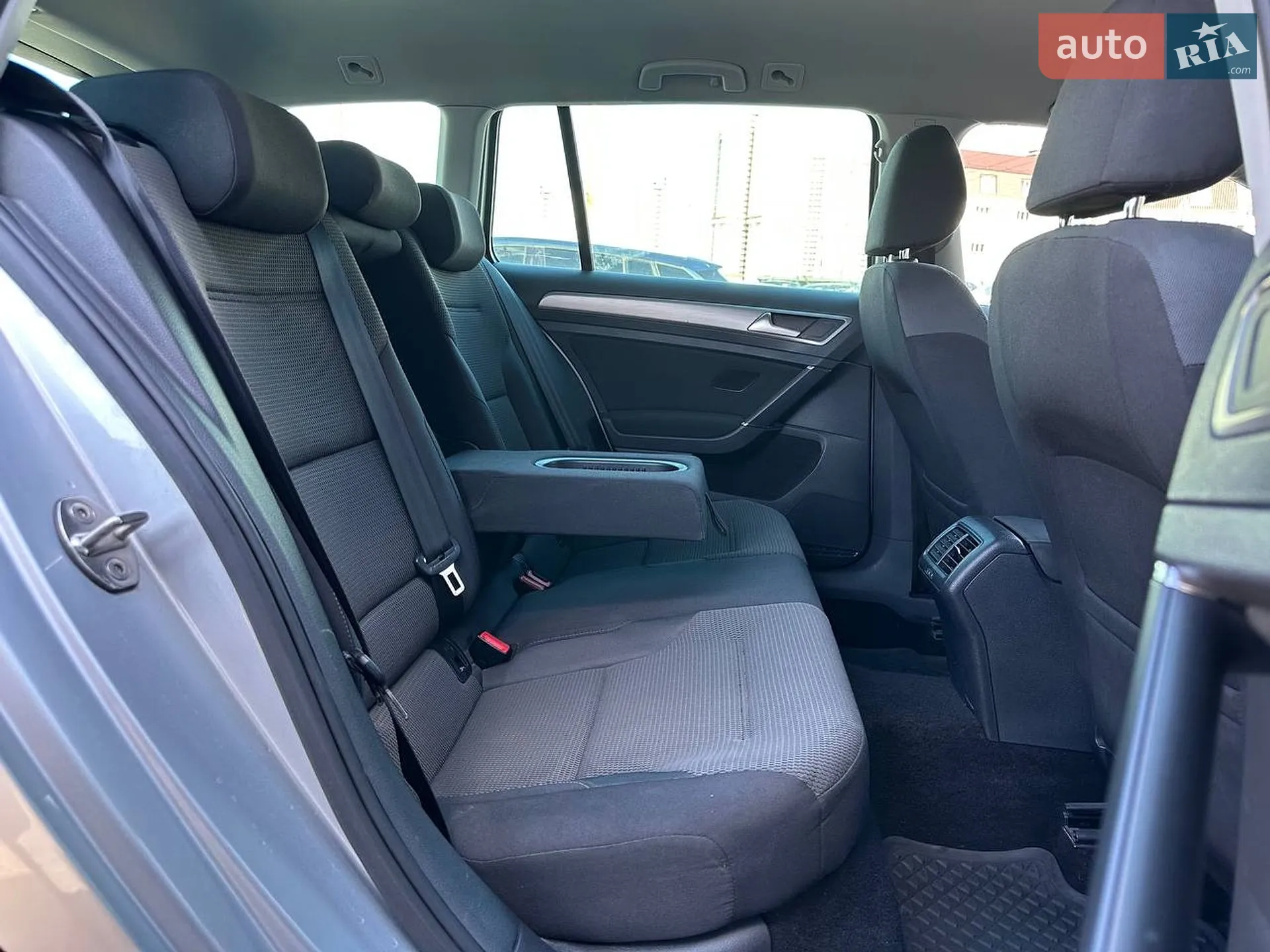 Volkswagen Golf 2013 VIN WVWZZZAUZEP548782 фото оголошення 14 з 33
