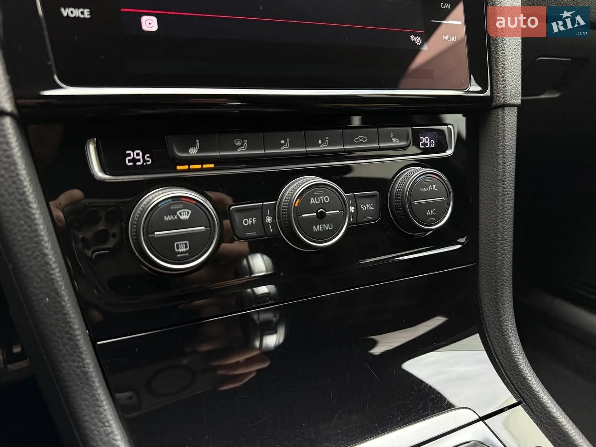 2017 Volkswagen Golf GTI - мініатюра 21