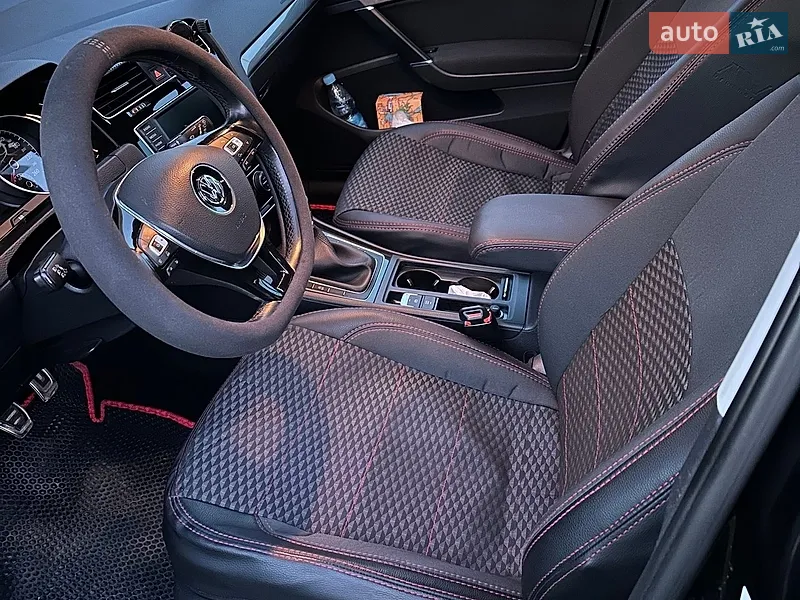 Volkswagen Golf 2016 VIN WVWZZZAUZGP605990 фото оголошення 14 з 56