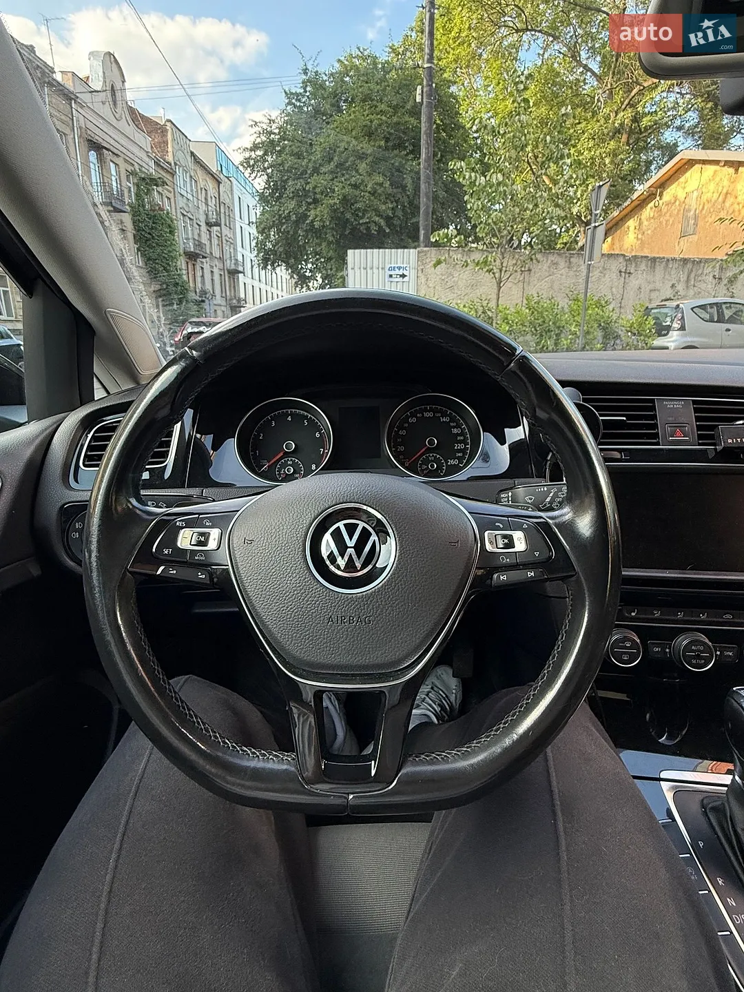 Volkswagen Golf 2012 VIN WVWZZZAUZDW007279 фото оголошення 6 з 11