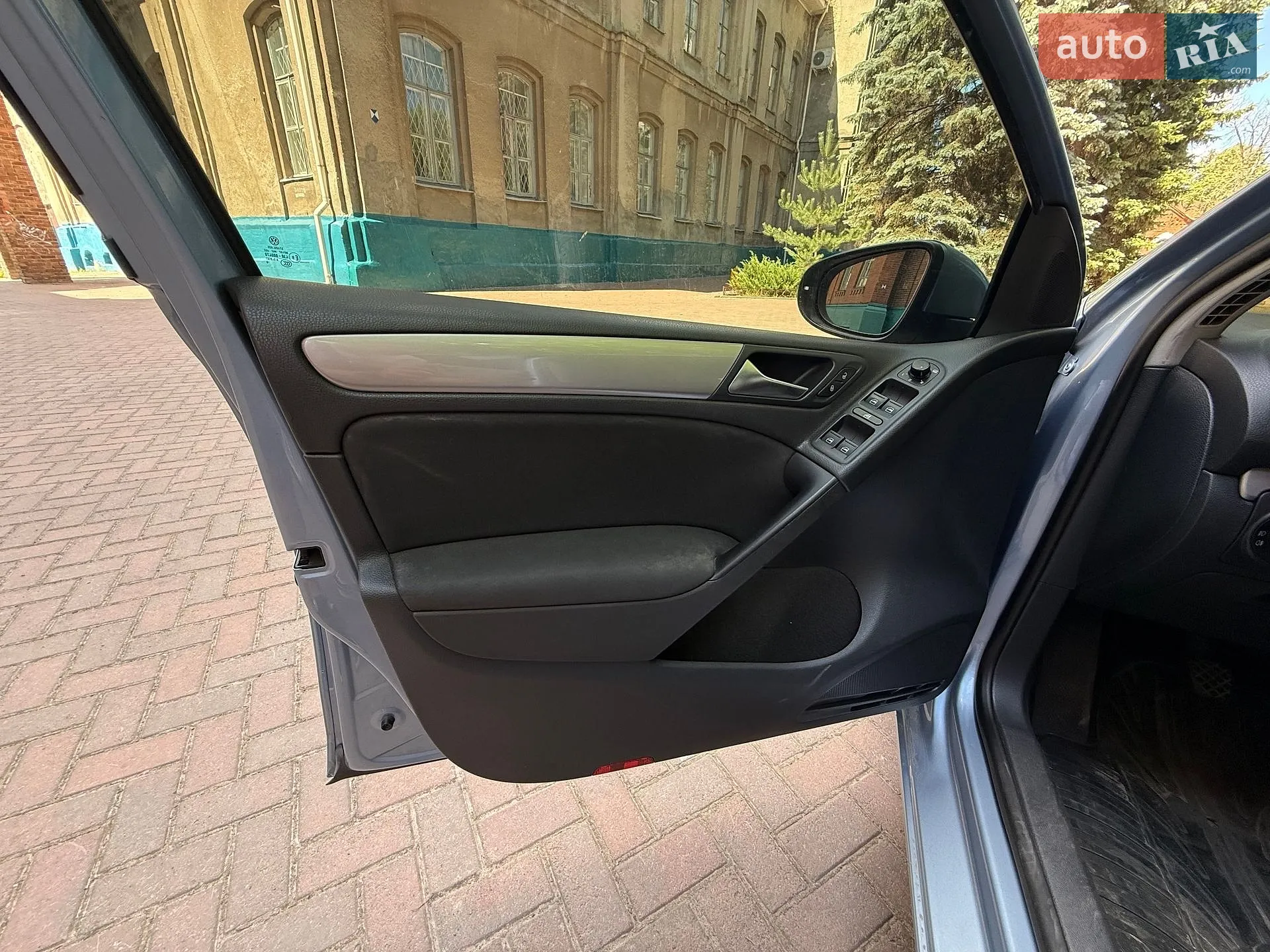 Volkswagen Golf 2011 VIN WVWZZZ1KZBP043217 фото оголошення 18 з 26