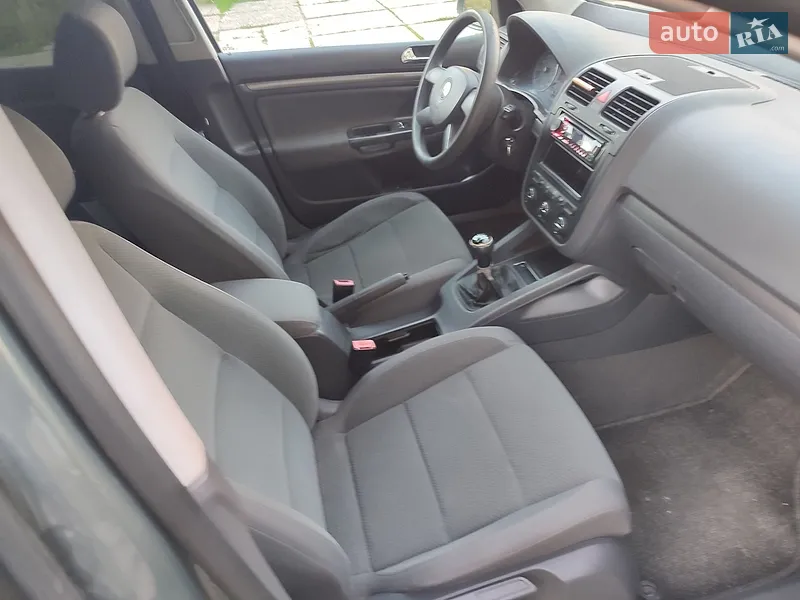 Volkswagen Golf 2004 VIN WVWZZZ1KZ4B016459 фото оголошення 9 з 41