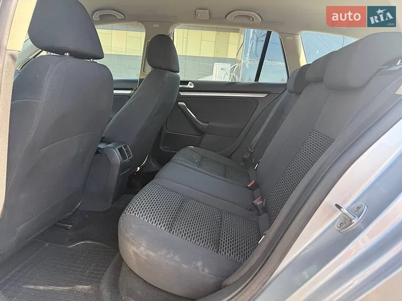 Volkswagen Golf 2011 VIN WVWZZZ1KZBM688322 фото оголошення 10 з 61