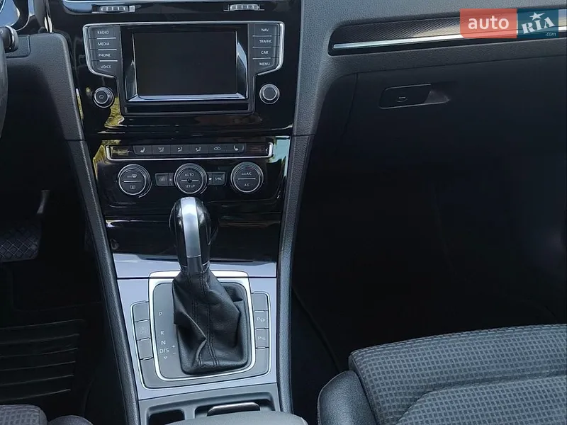 Volkswagen Golf 2013 VIN WVWZZZAUZEW070895 фото оголошення 10 з 50