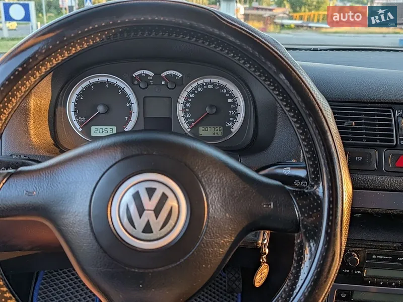 Volkswagen Golf 2003 VIN WVWZZZ1JZ3W493422 фото оголошення 15 з 43