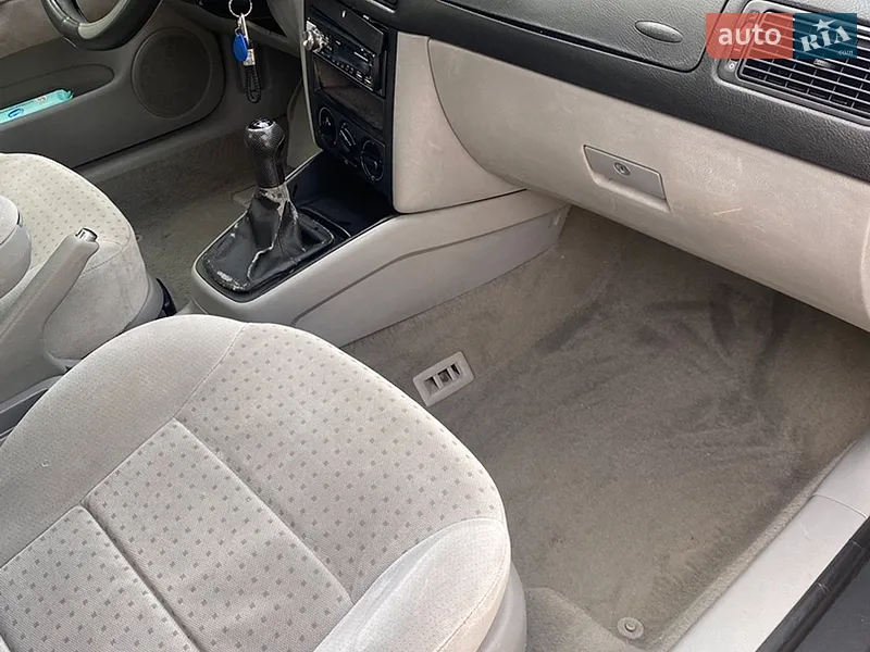 Volkswagen Golf 1998 VIN WVWZZZ1JZWD114894 фото оголошення 22 з 80