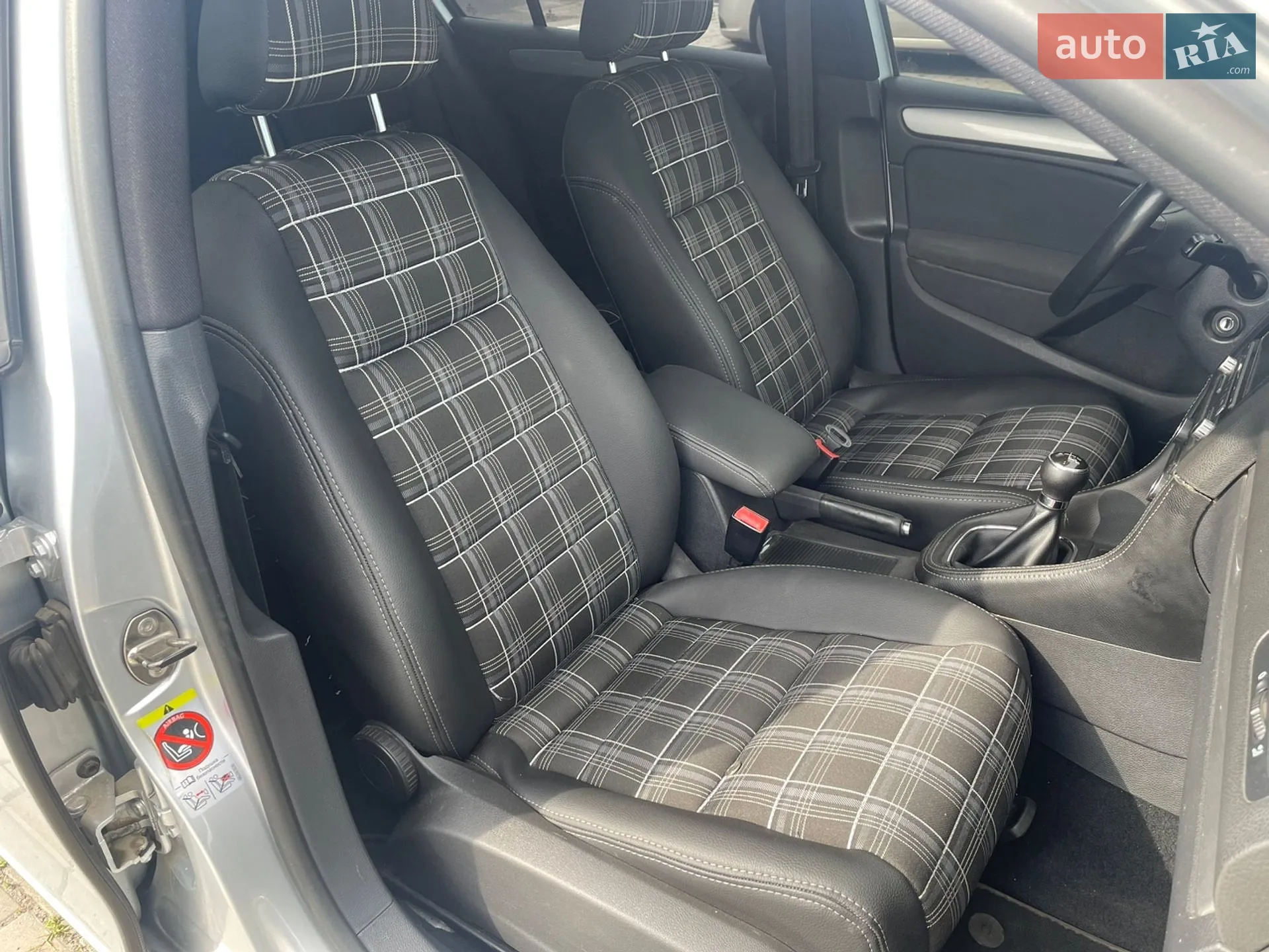 Volkswagen Golf 2011 VIN WVWZZZ1KZCW100043 фото оголошення 8 з 22