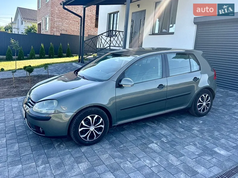 Volkswagen Golf 2004 VIN WVWZZZ1KZ4W105328 фото оголошення 8 з 71