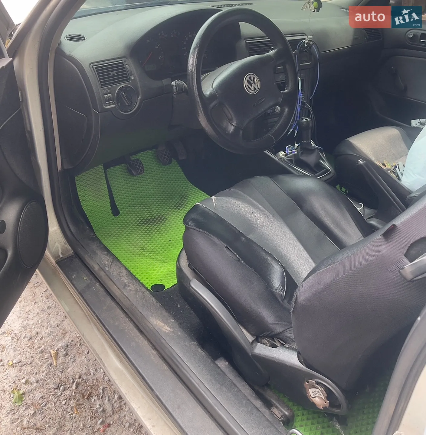 Volkswagen Golf 1999 VIN WVWZZZ1JZYB011077 фото оголошення 8 з 9