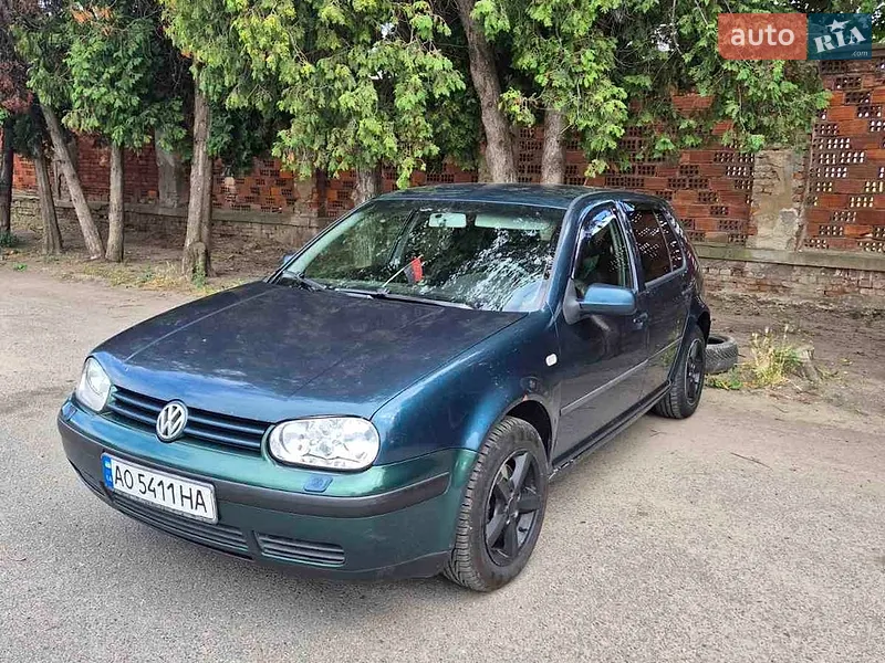 Volkswagen Golf