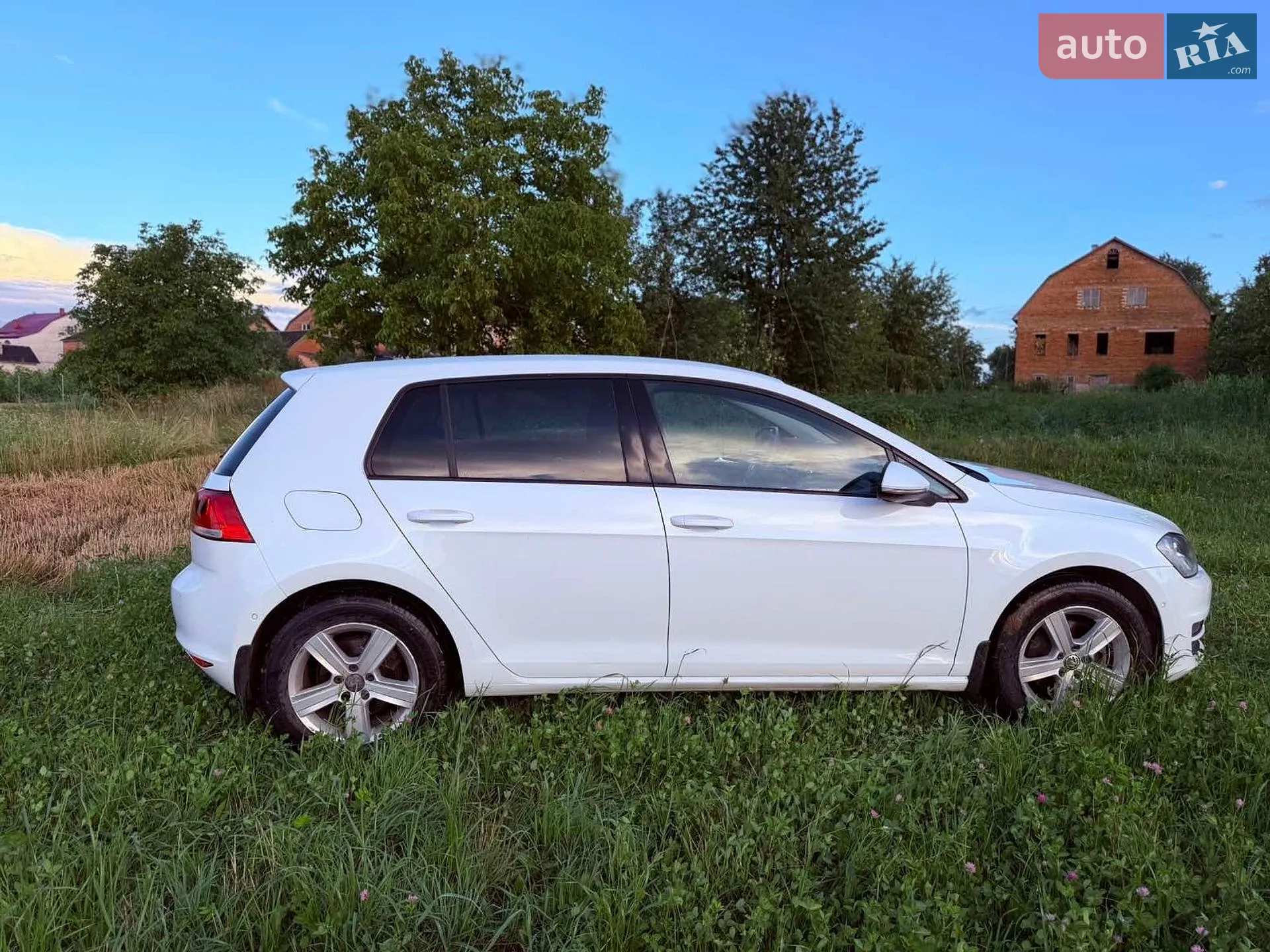 Volkswagen Golf 2013 VIN WVWZZZAUZEW014826 фото оголошення 8 з 16