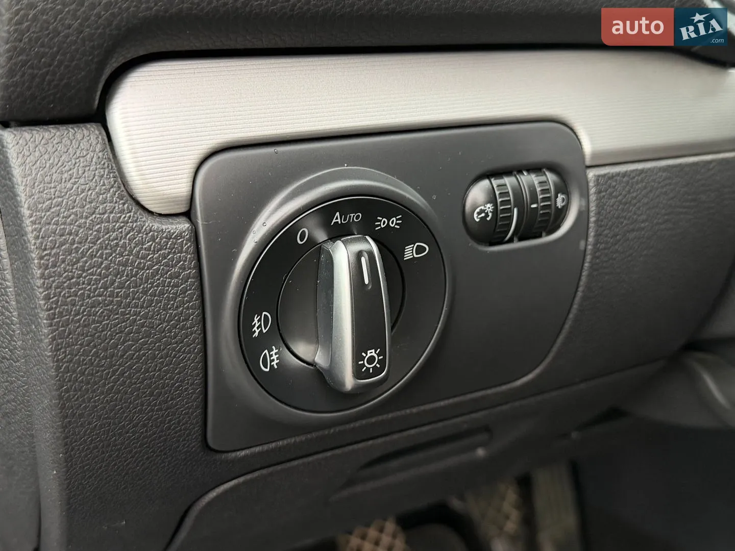 Volkswagen Golf 2010 VIN WVWZZZ1KZBW115060 фото оголошення 28 з 42