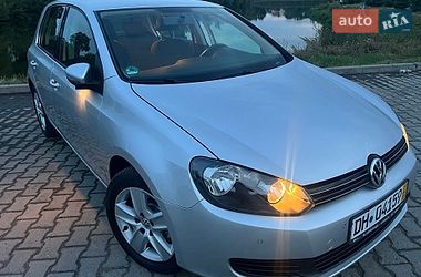 Хэтчбек Volkswagen Golf 2009 в Ровно