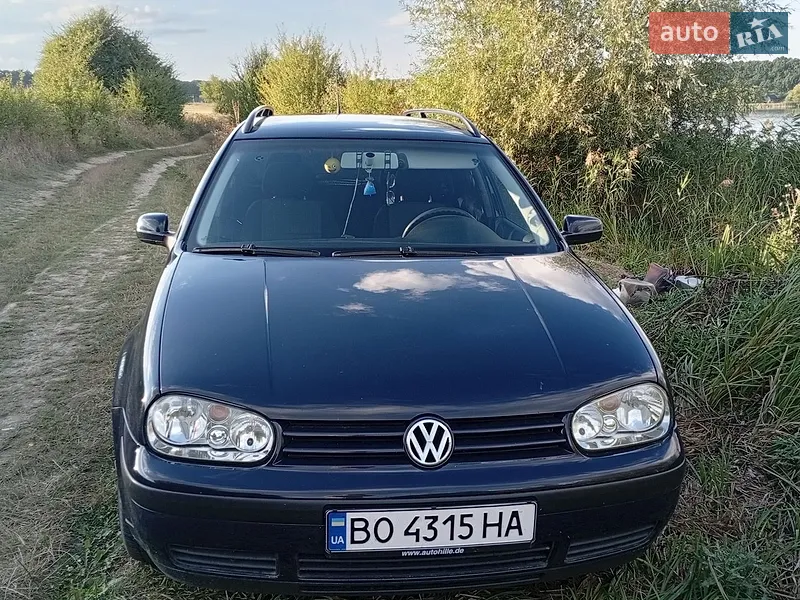 Volkswagen Golf
