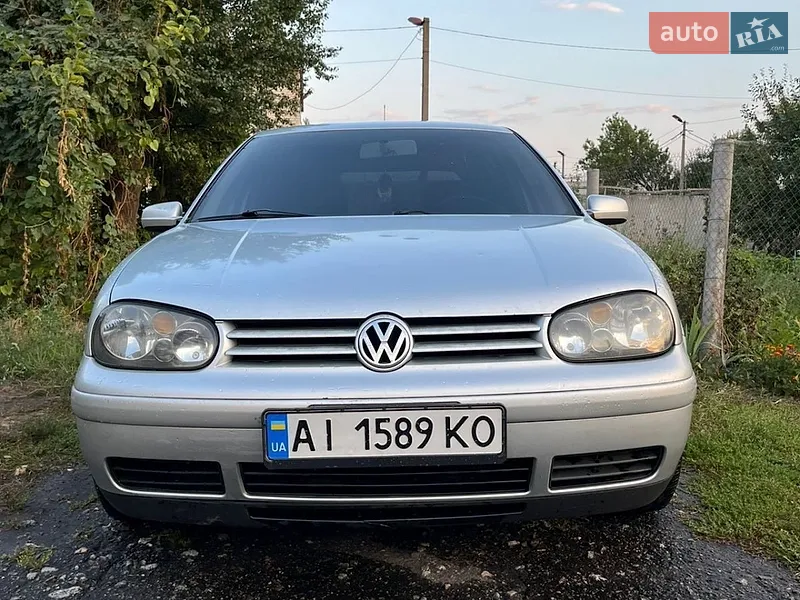 Volkswagen Golf 2002