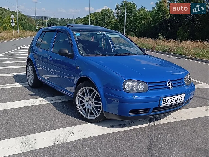 Volkswagen Golf