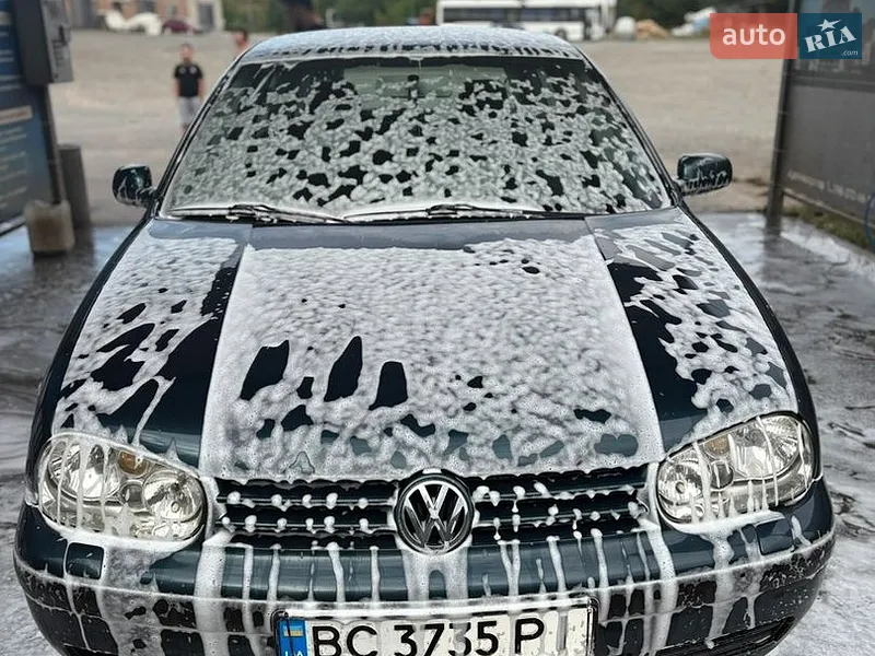 Volkswagen Golf 2001