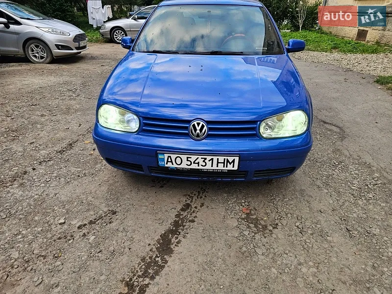 Volkswagen Golf