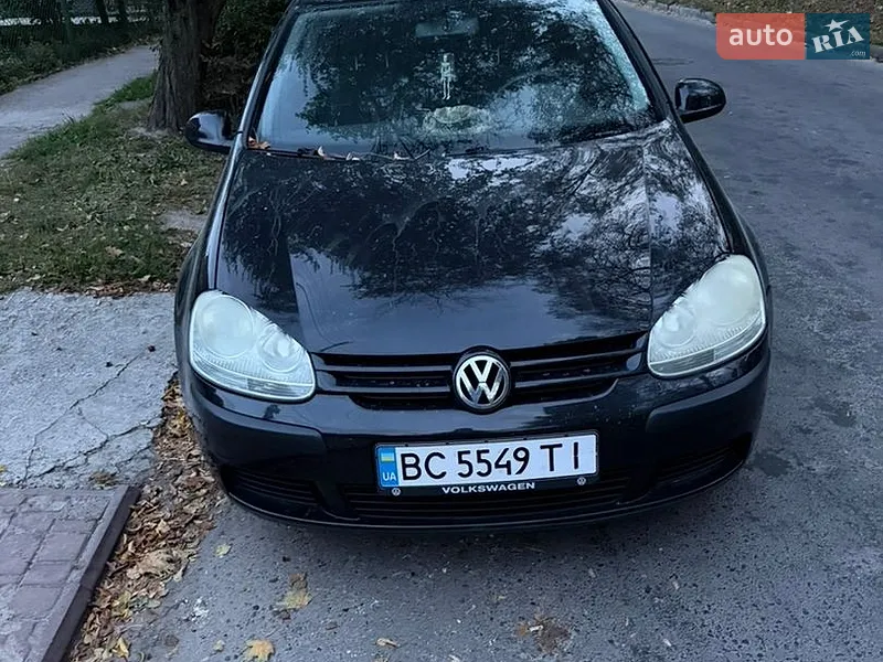 Volkswagen Golf 2004