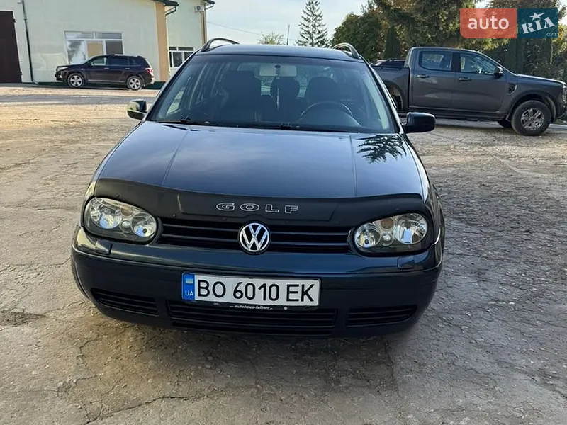 Volkswagen Golf