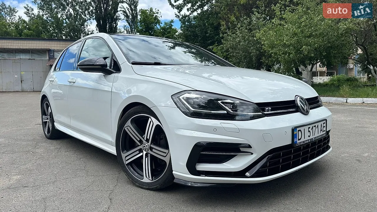 2019 Volkswagen Golf R - мініатюра 12