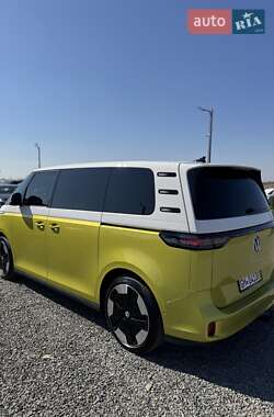 Минивэн Volkswagen I.D. Buzz 2023 в 
